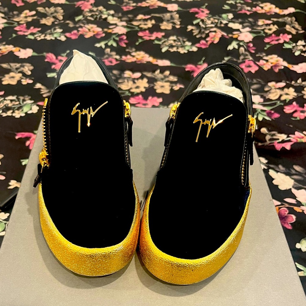 Navy blue velvet and gold Giuseppe Zanotti shoes